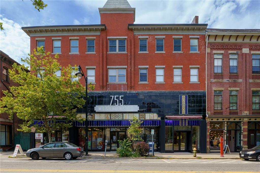 Foto principal - 755 Westminster St
