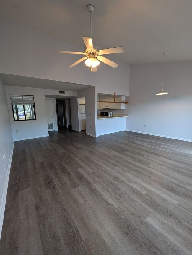 Foto del edificio - 4342 SW 20th Ln