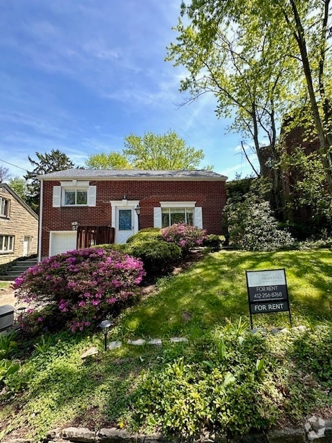 Building Photo - 55 Seneca Dr