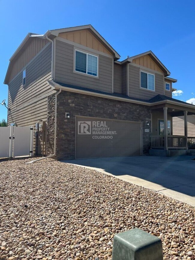 Foto del edificio - 362 Shadowbrook Dr
