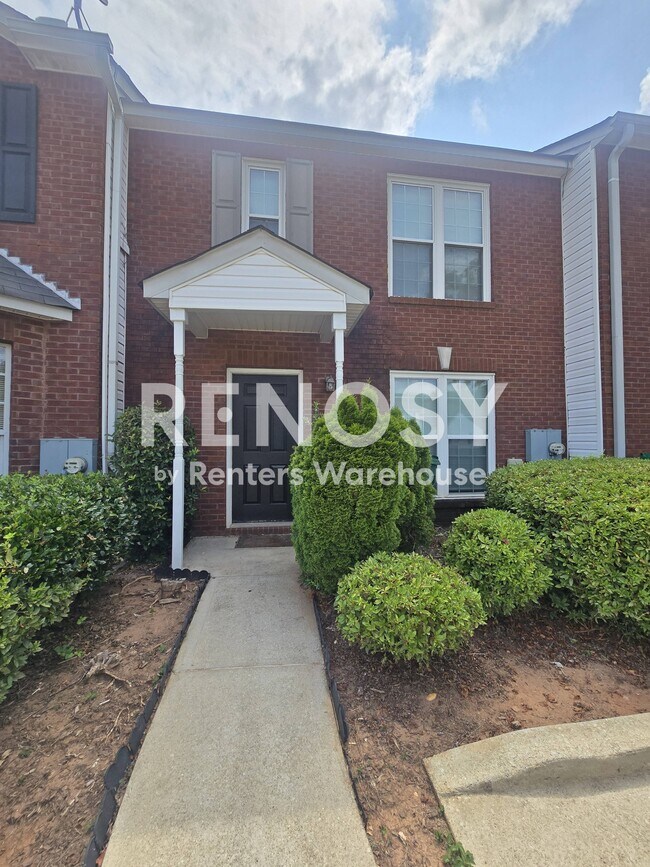 Building Photo - 5533 Strathmoor Manor Cir