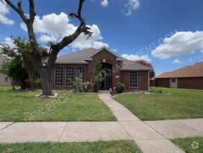 Building Photo - 2818 Pecan Meadow Dr