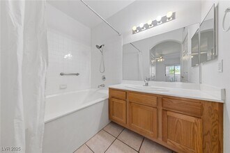 Building Photo - 10116 Jacob Pl