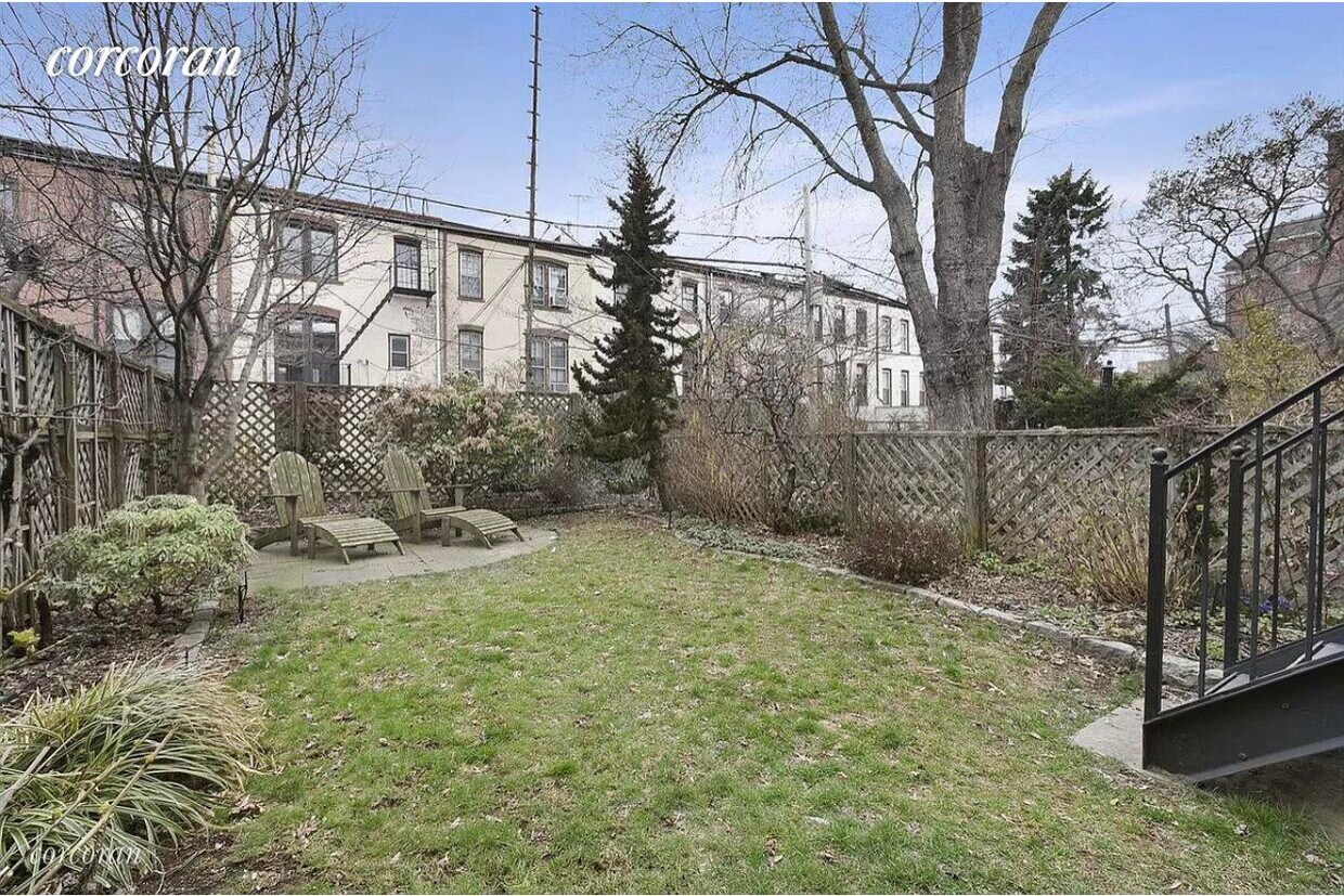 Foto del edificio - 476 13th St