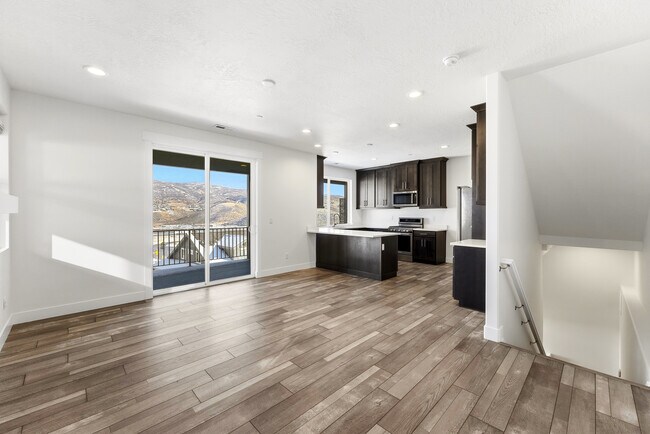 Foto del edificio - 3342 Santa Fe Rd