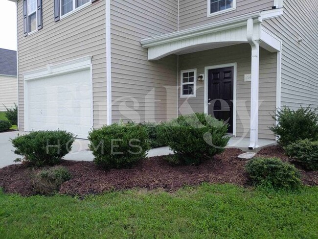 Building Photo - 2140 Lauren Woods Dr