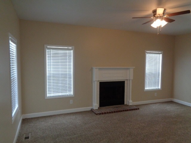 Foto del edificio - 111 Gatewood Drive