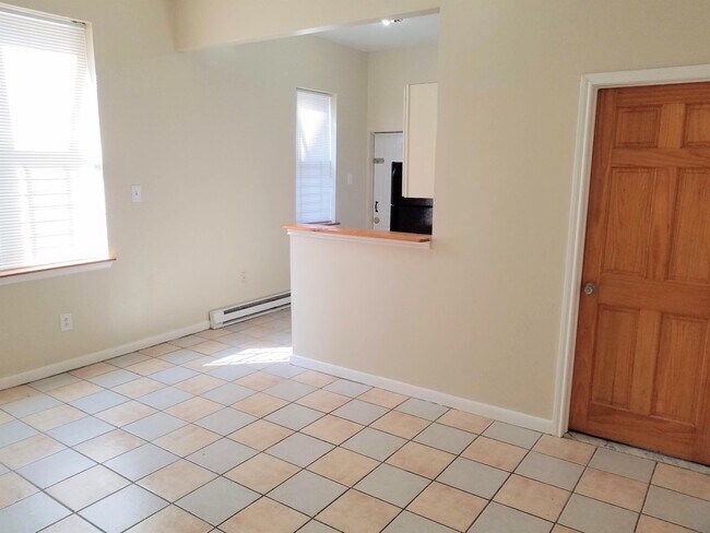 Foto del edificio - 1323 W Butler St