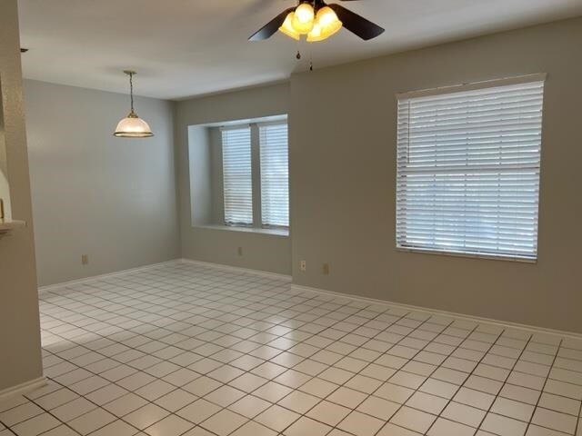 Building Photo - 201 Martingale