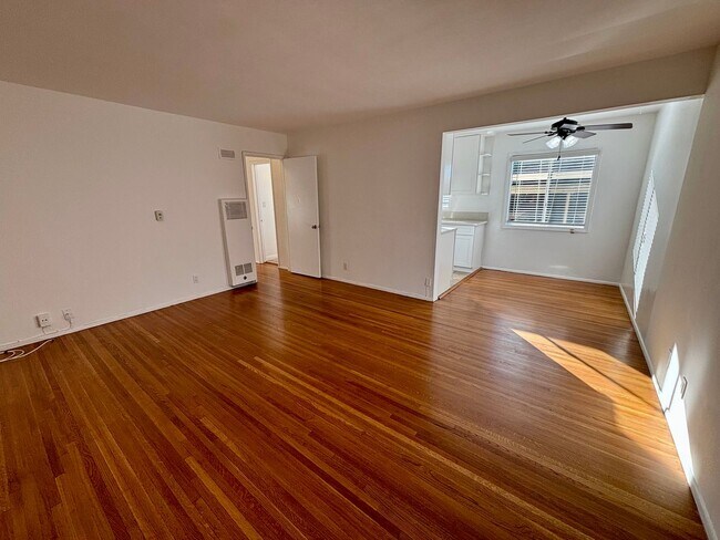 Foto del edificio - Victory, 1700-1702