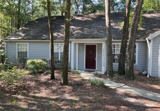 Building Photo - 10617 SW 55 Pl