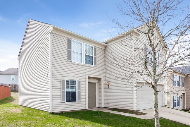 Building Photo - 1605 Bray Dr