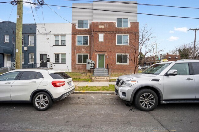 Foto del edificio - 1642 16th St SE