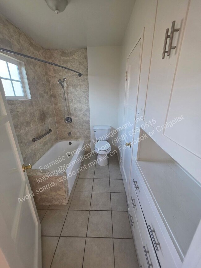 Foto del edificio - 113 N Park Ave