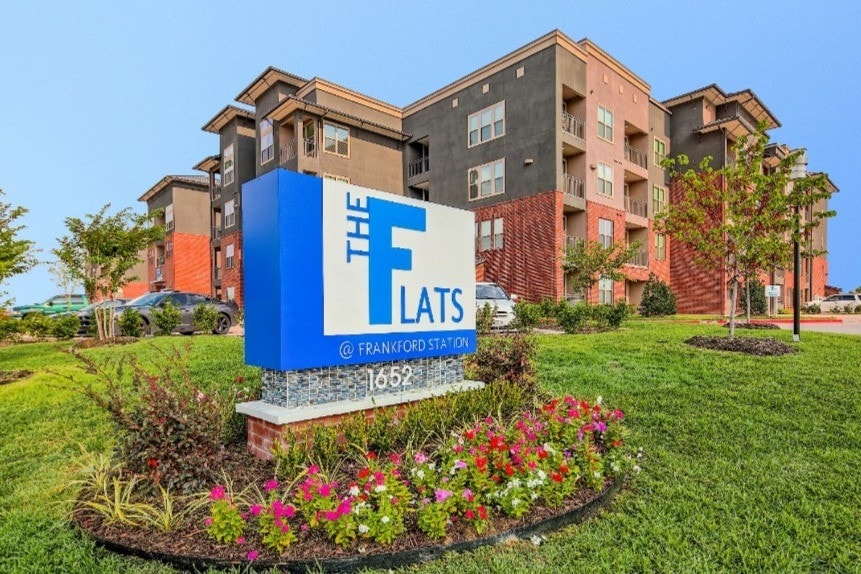 The Flats Frankford Station Apartments in Carrollton, TX