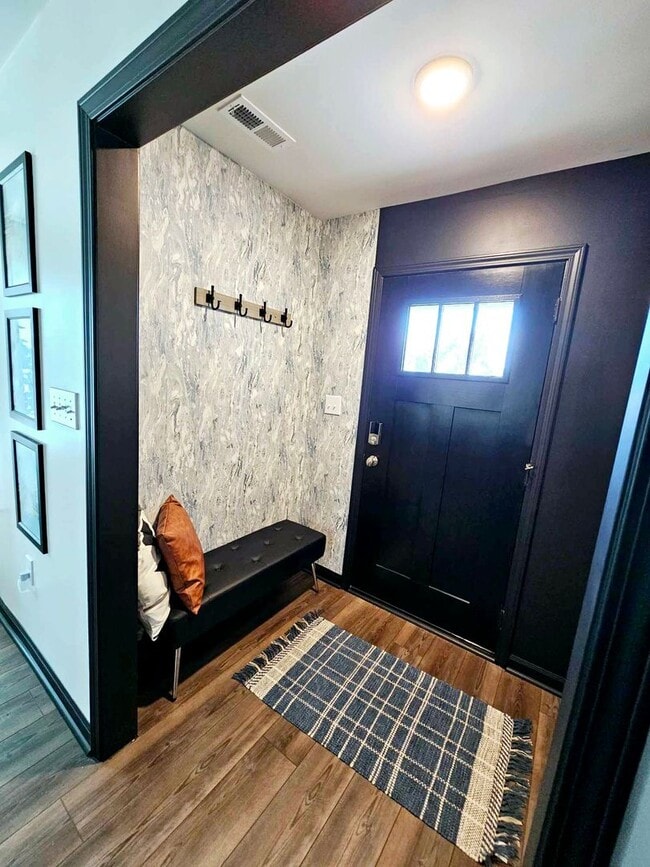 Building Photo - 20694 Piney Chapel Rd