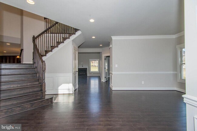 Foto del edificio - 7408 Bethune St