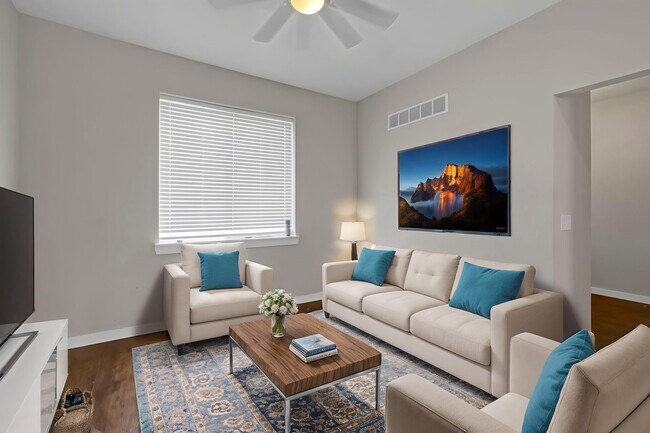 Foto del edificio - 534 E Brickley Ave