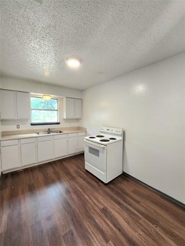 Foto del edificio - 4222 Bernice St