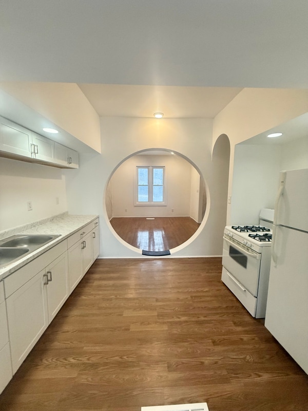 Building Photo - 32 Garner St