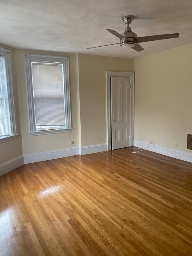 Building Photo - 234 Cypress St