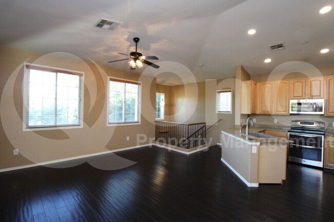 Building Photo - 4372 E Jasper Dr
