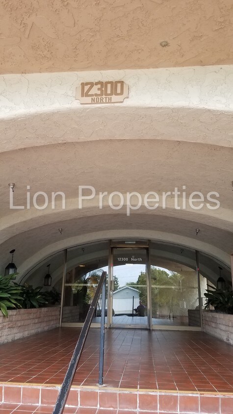 Foto principal - 12300 Montecito Rd