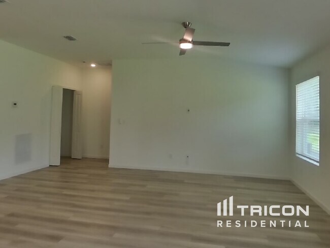 Foto del edificio - 10746 Lishwood Wy