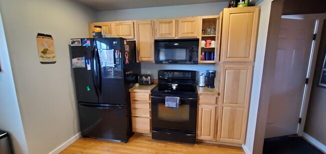 Building Photo - 36 Talon Way