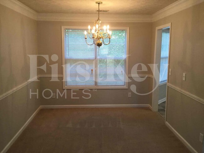 Building Photo - 162 Olympic Dr