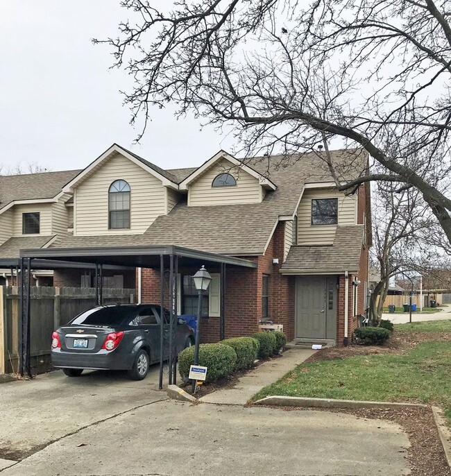 Building Photo - 2921 Rio Dosa Dr