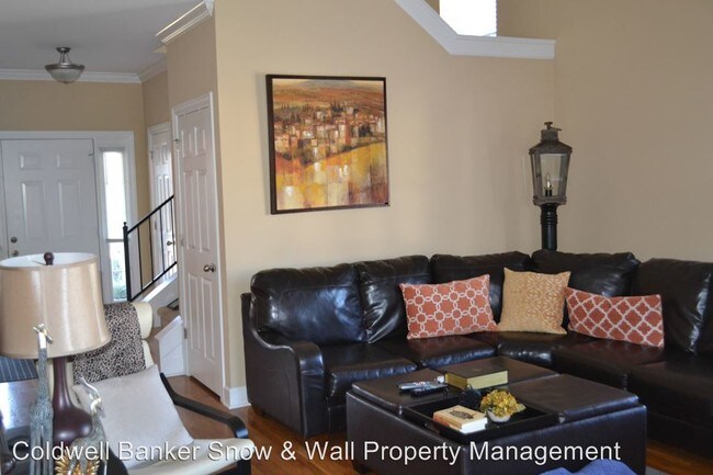 Building Photo - 4 br, 2.5 bath House - 511 Bethany Circle