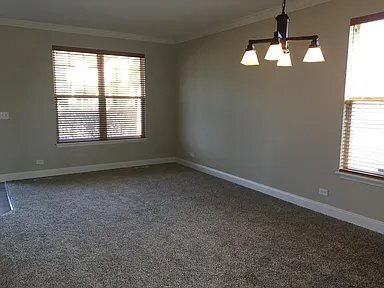 Foto del edificio - 1048 MacKenzie Dr