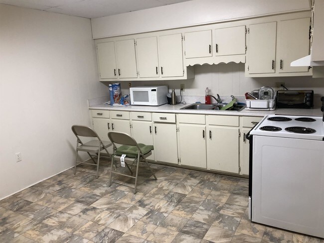 Foto del edificio - 517 Old Central Rd