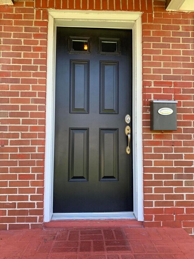 Foto del edificio - Charming2/1 in the heart of St. Nicholas