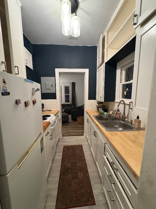 Foto del edificio - 624 S Pine St