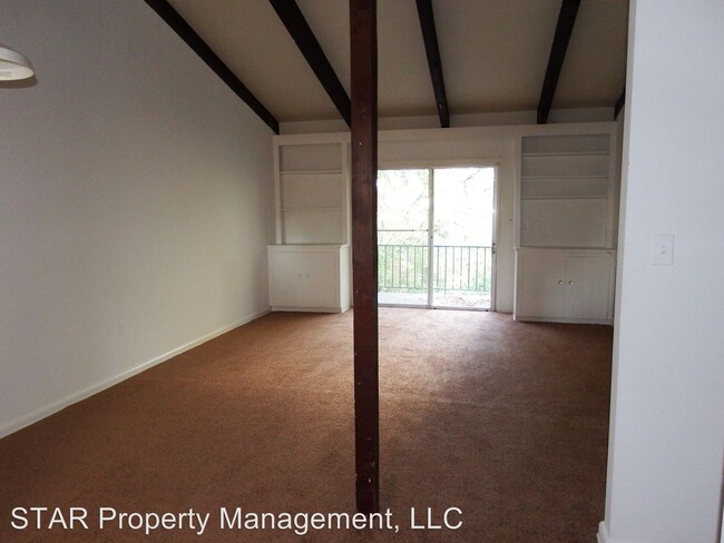 Foto del edificio - 2620-2630 E Northern Pkwy