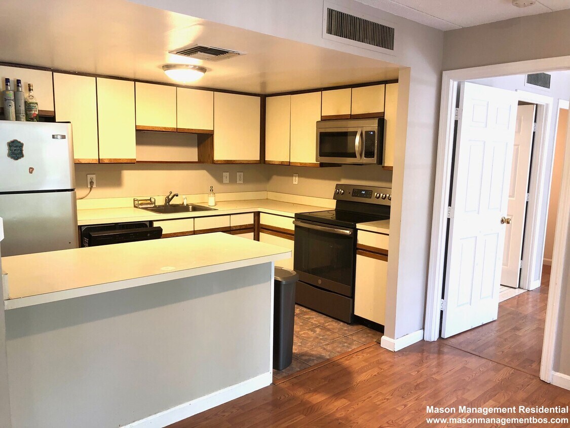 Foto principal - 85 Brainerd Rd