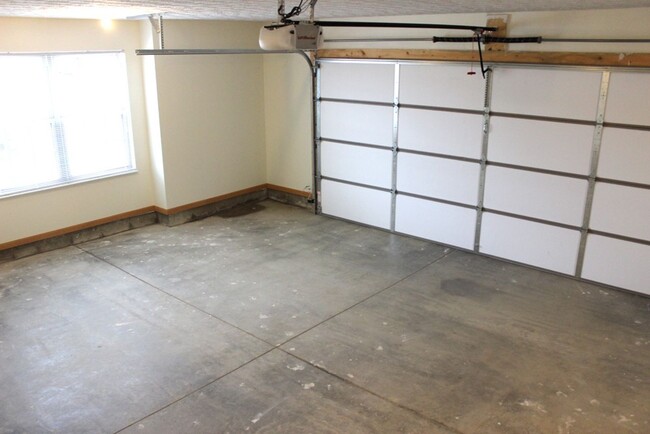Building Photo - Messler Family Investments LLC DBA Laurel ...
