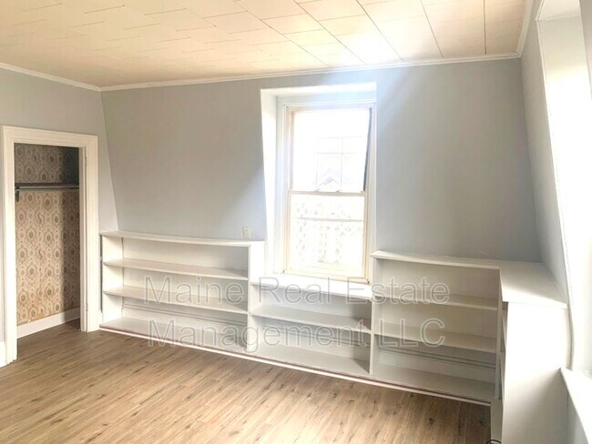 Building Photo - 61 Ohio St