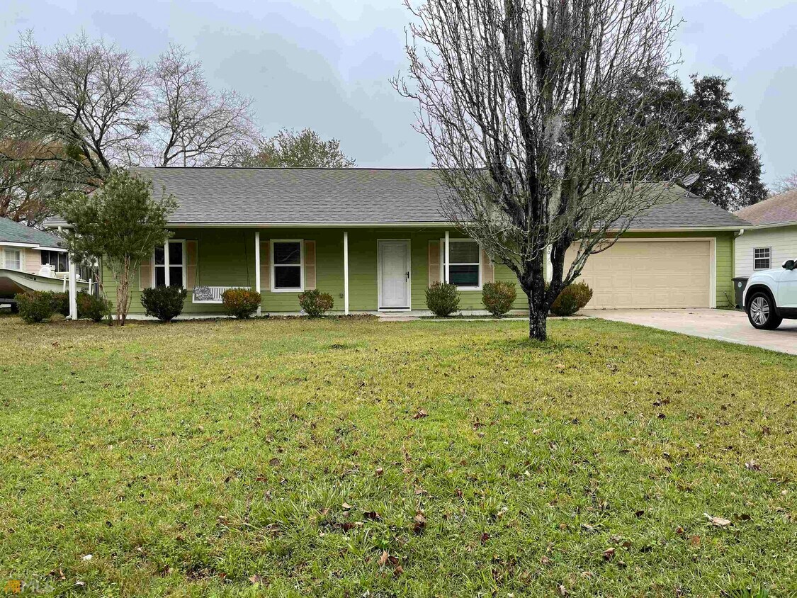 130 Lakeside Dr, Kingsland, GA 31548 House Rental in Kingsland, GA