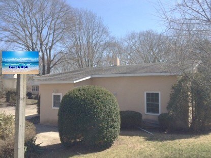 Primary Photo - 11 Montauk Hwy