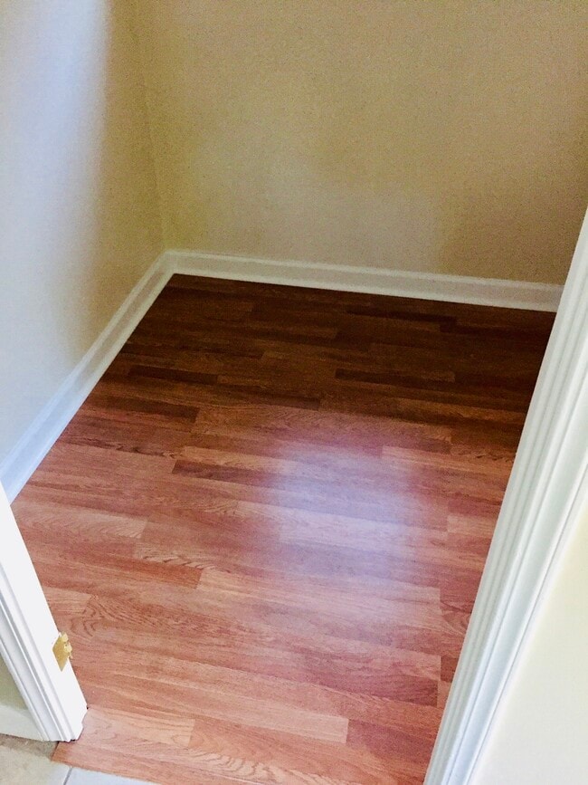 Photo - 15133 Gundry Ave Townhome