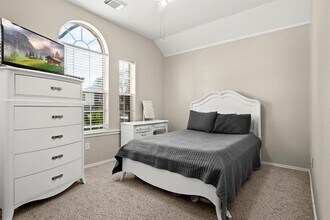 Building Photo - 23035 N Waterlily Dr