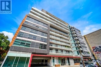 Building Photo - 10-610 Willison Square