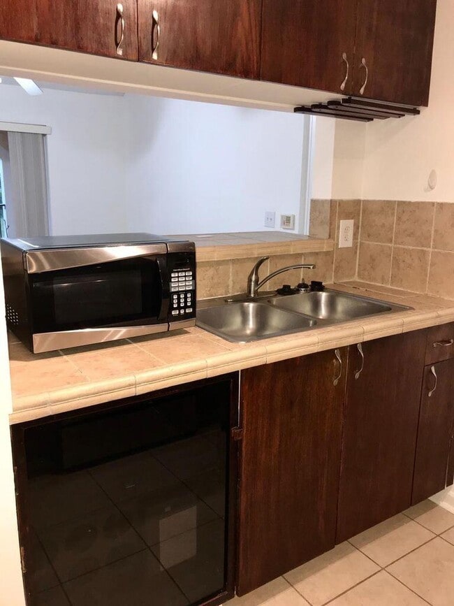 Building Photo - 1701 Village Blvd