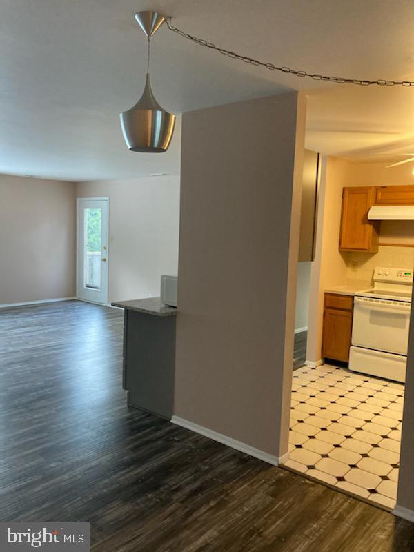 1960 The Woods II, Cherry Hill, NJ 08003 Room for Rent in Cherry Hill