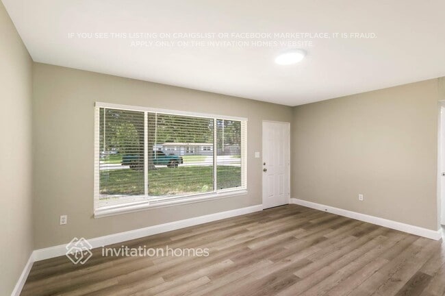 Foto del edificio - 9163 93rd St N