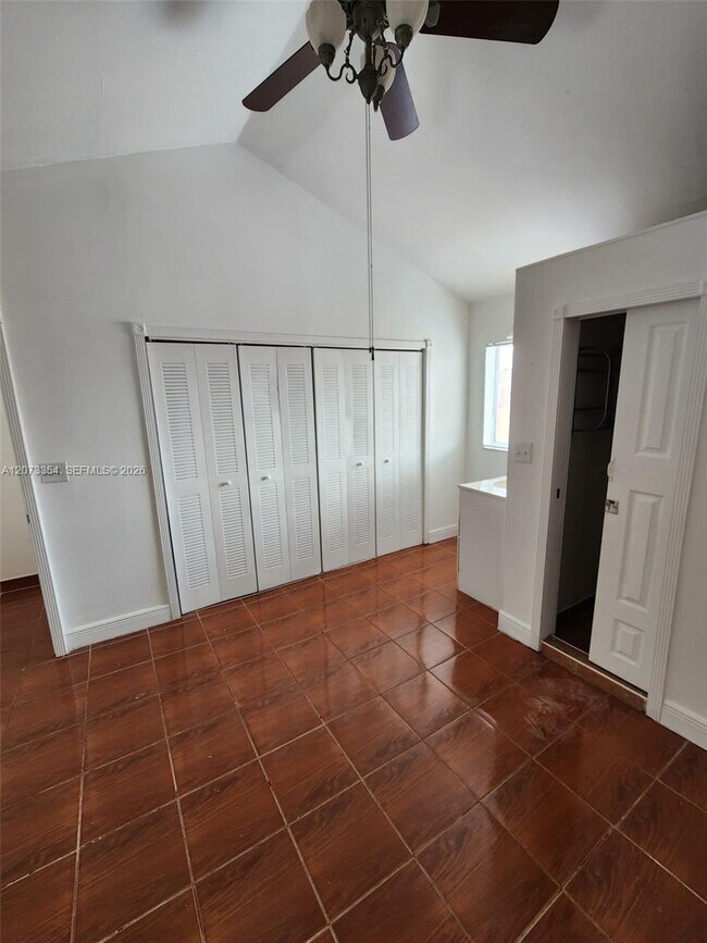 Building Photo - 2770 W 61st Pl