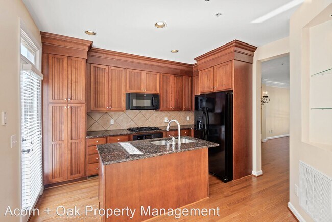 Building Photo - 3 br, 3.5 bath House - 1221 Capability Dr ...